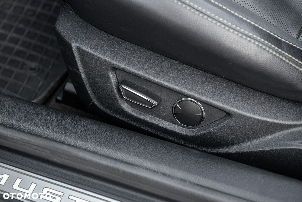 Ford Mustang Cabrio 2.3 Eco Boost - 24