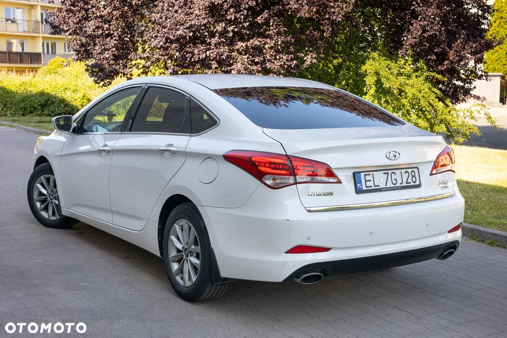Hyundai i40 1.7 CRDi Comfort DCT - 4
