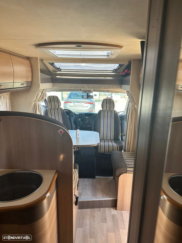 Rapido Serie 6F 691 cama central - 28