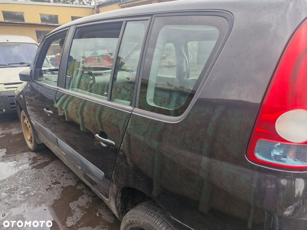 Renault Espace (NV676) - pojazd na części: maska, zderzak, drzwi, szyby, lusterka, chłodnica.... - 9