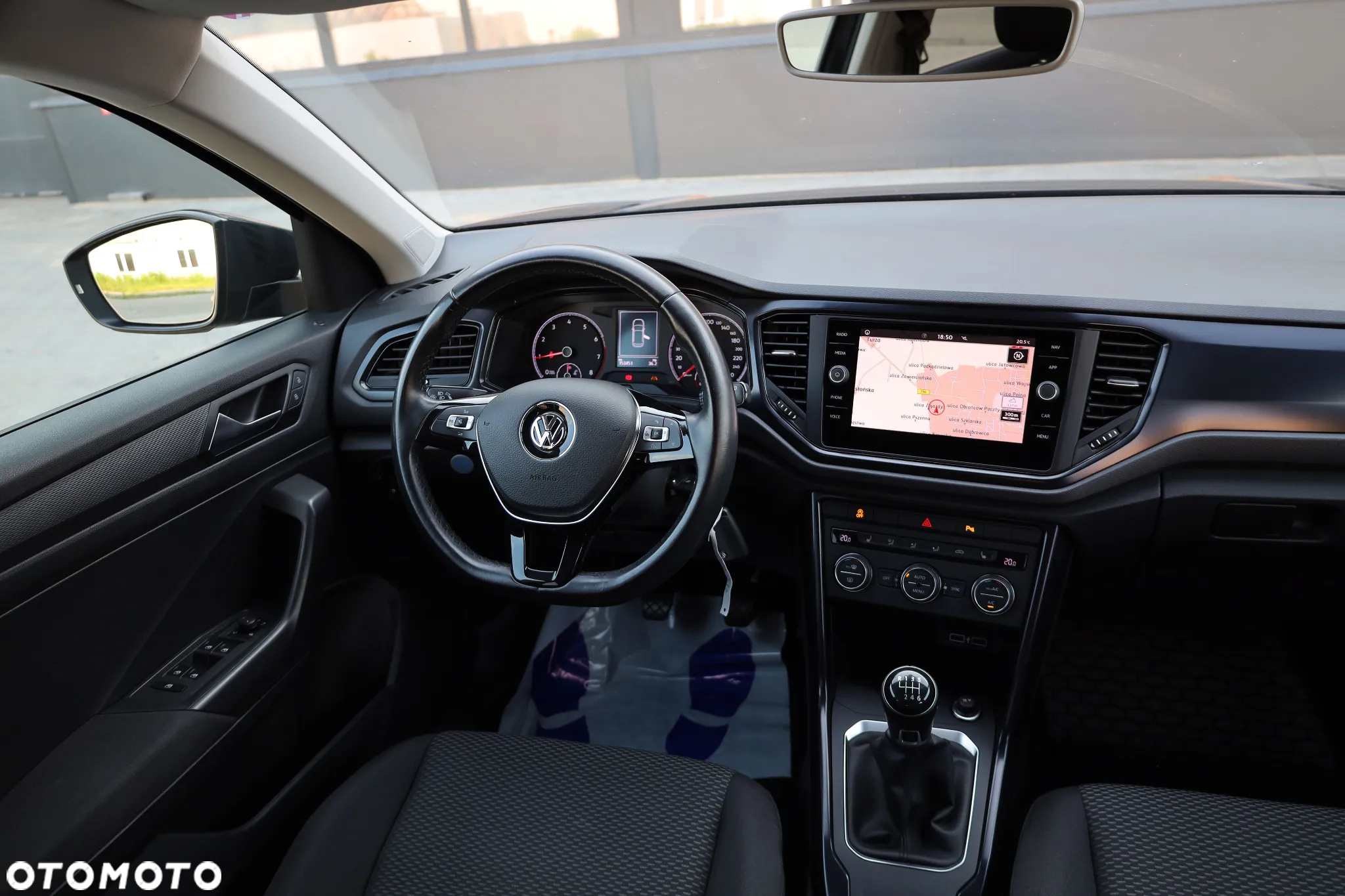Volkswagen T-Roc 1.5 TSI ACT Advance - 25