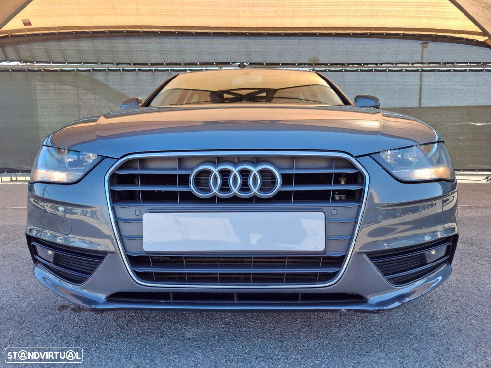 Audi A4 Avant 2.0 TDI Business Line - 6
