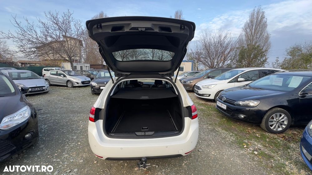 Peugeot 308 - 16