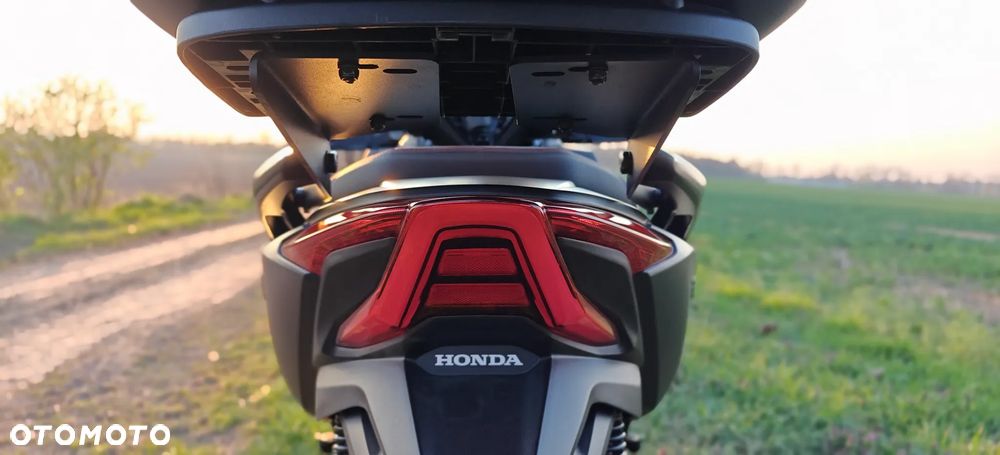 Honda NSS - 8