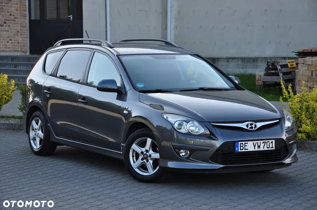 Hyundai i30 i30cw 1.6 CRDi blue Classic - 2