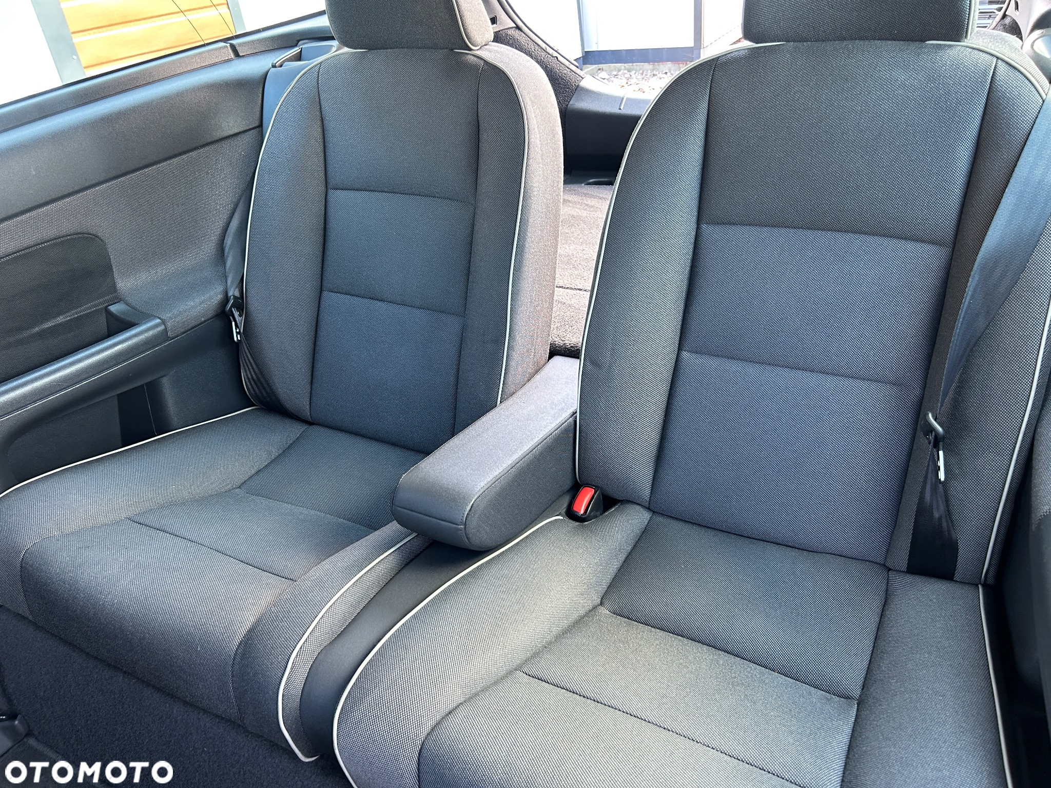Volvo C30 1.6D DRIVe Kinetic - 13