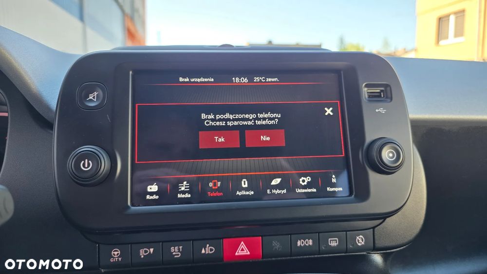 Fiat Panda 1.0 GSE Hybrid GARMIN - 31
