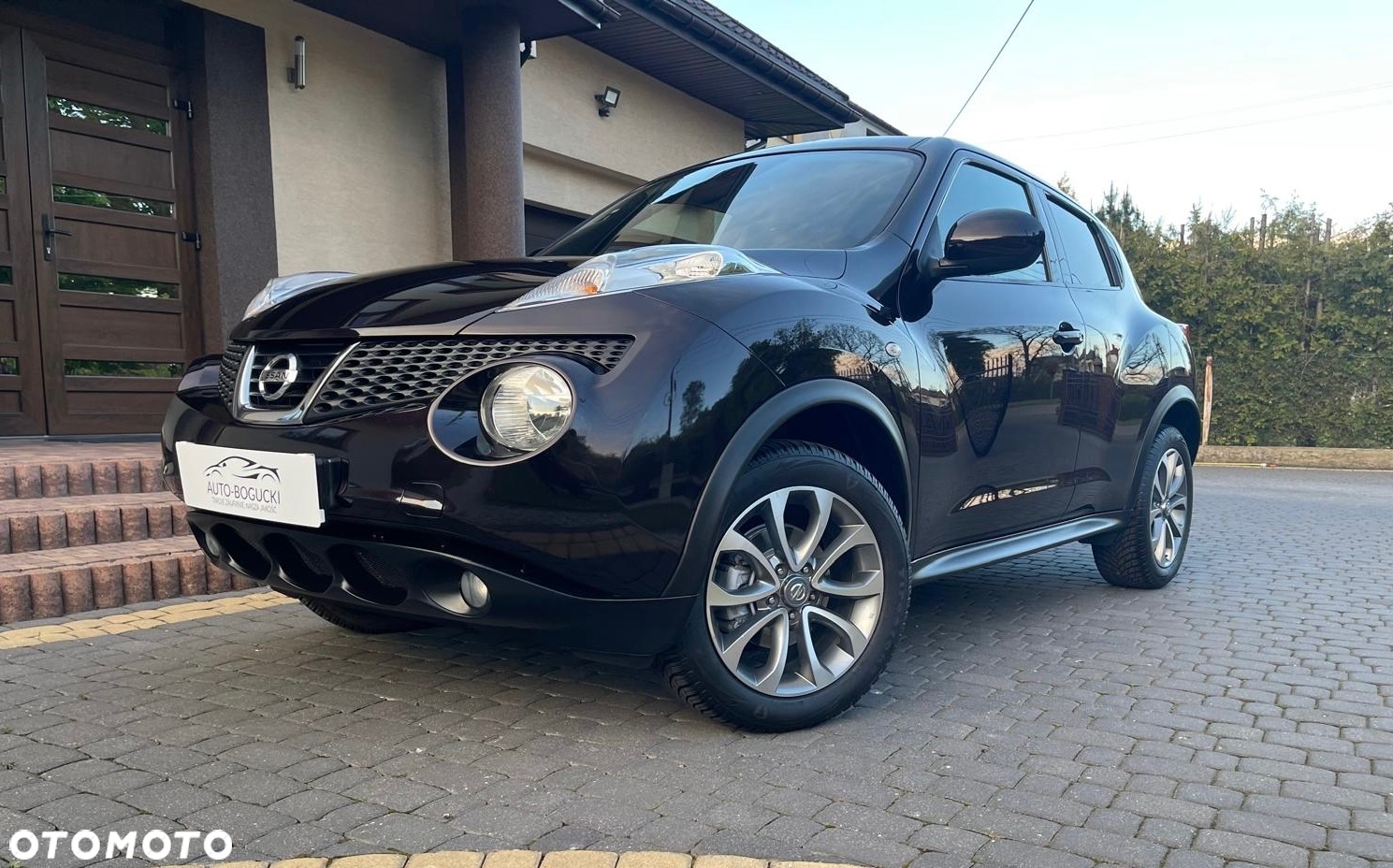 Nissan Juke 1.6 Tekna S&S - 10