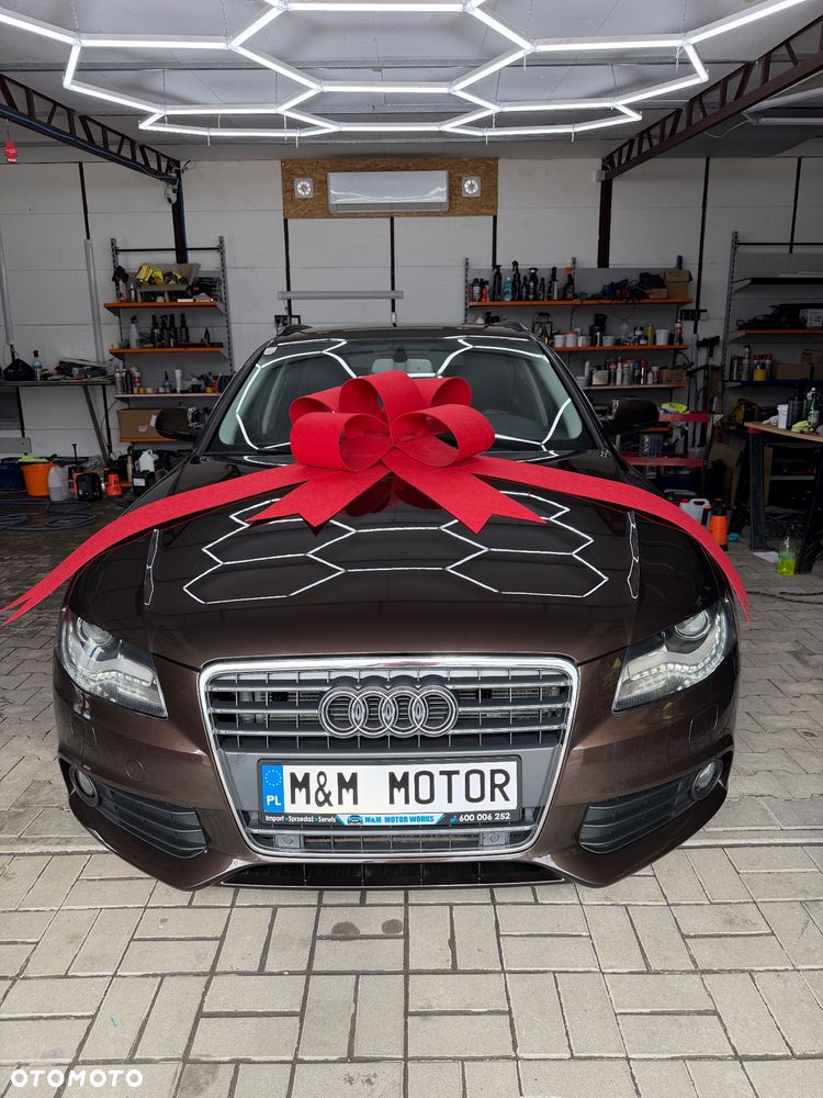 Audi A4 Avant 2.0 TDI DPF Attraction - 1