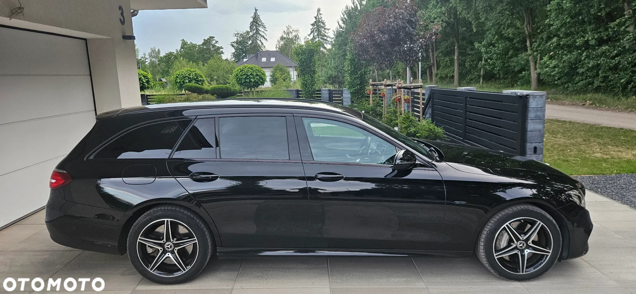 Mercedes-Benz Klasa E 300 de T 9G-TRONIC AMG Line - 6