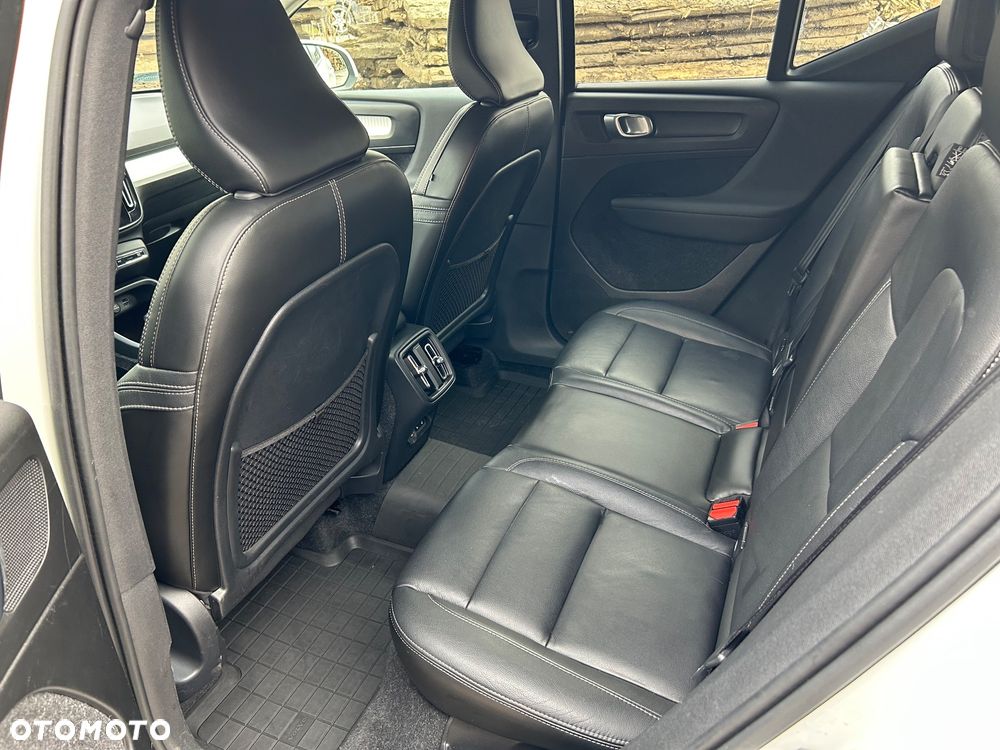 Volvo XC 40 D3 Momentum Pro - 19