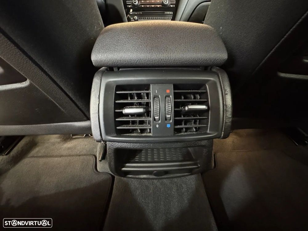 BMW X3 18 d sDrive Advantage Auto - 16