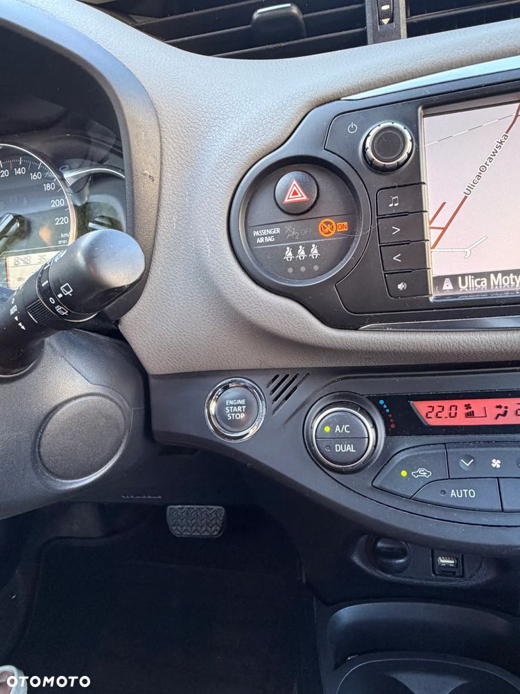 Toyota Yaris 1.33 Prestige MS - 24
