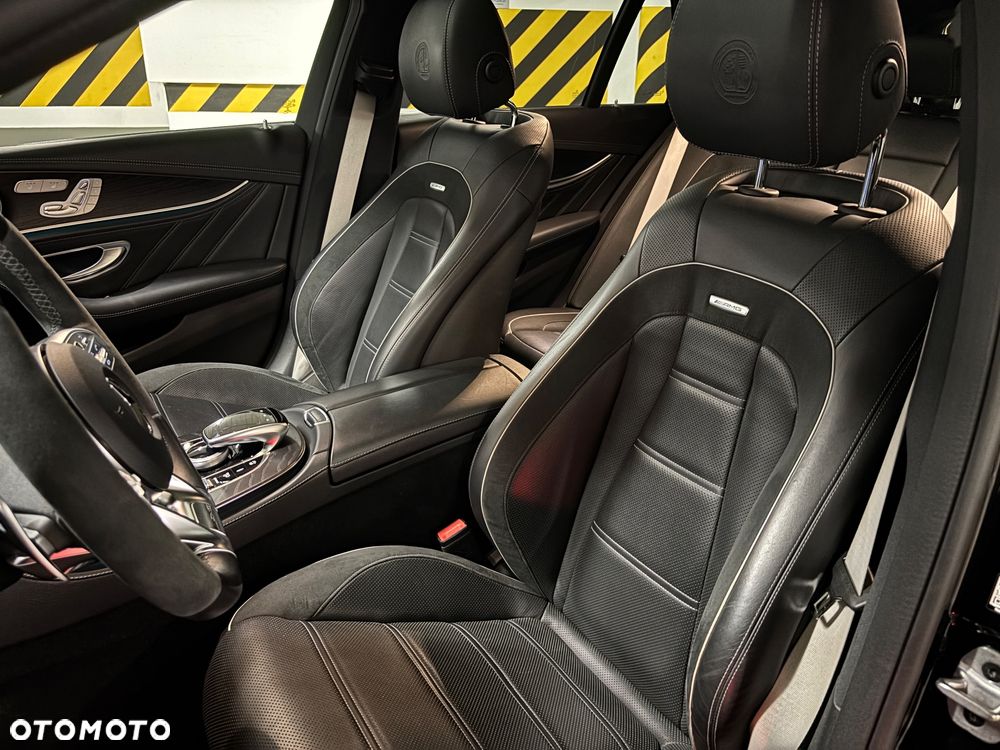 Mercedes-Benz Klasa E AMG 63 S 4Matic+ T AMG Speedshift MCT-9G - 21