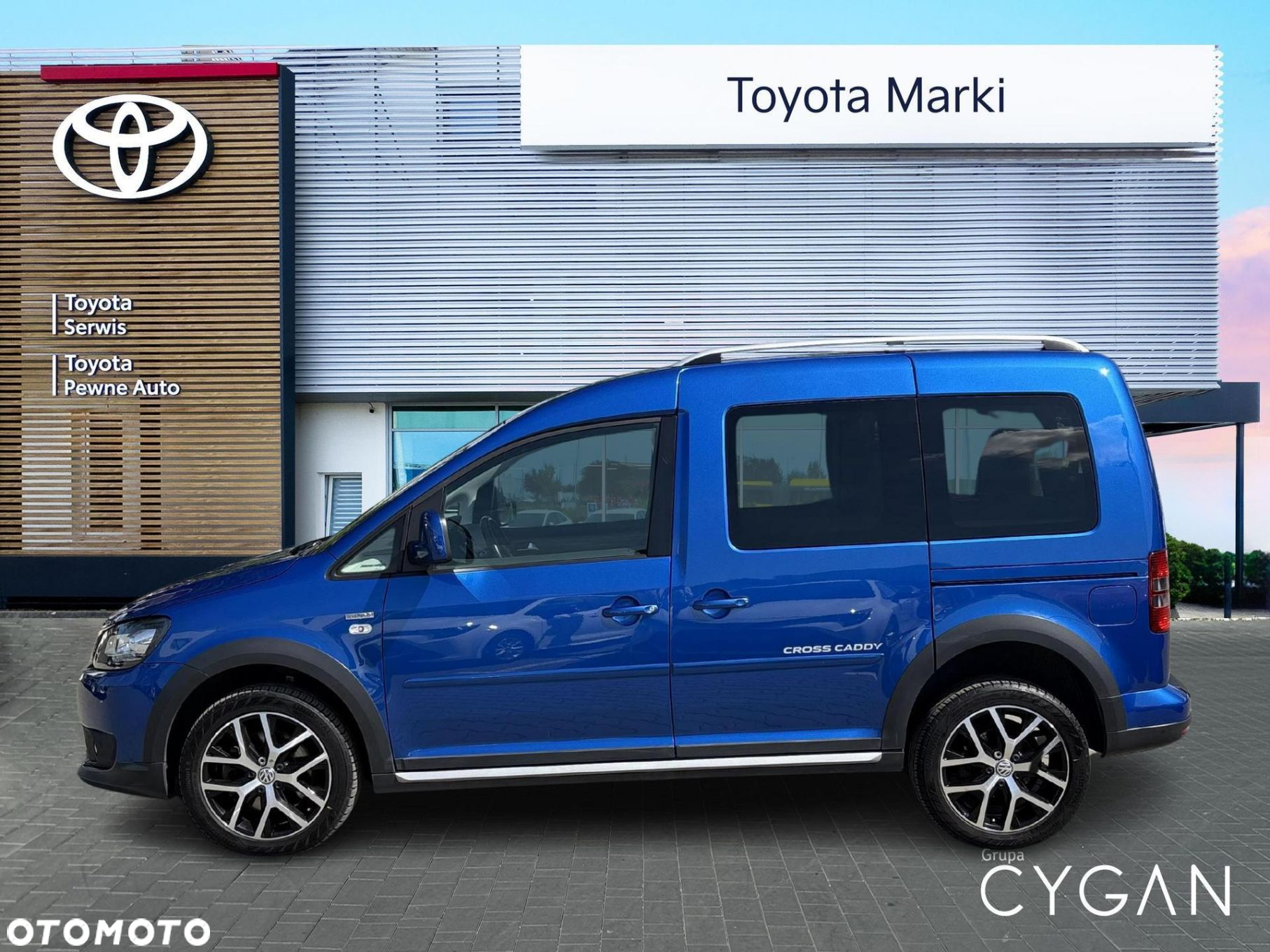 Volkswagen Caddy 2.0 TDI Trendline DSG 4Motion - 2