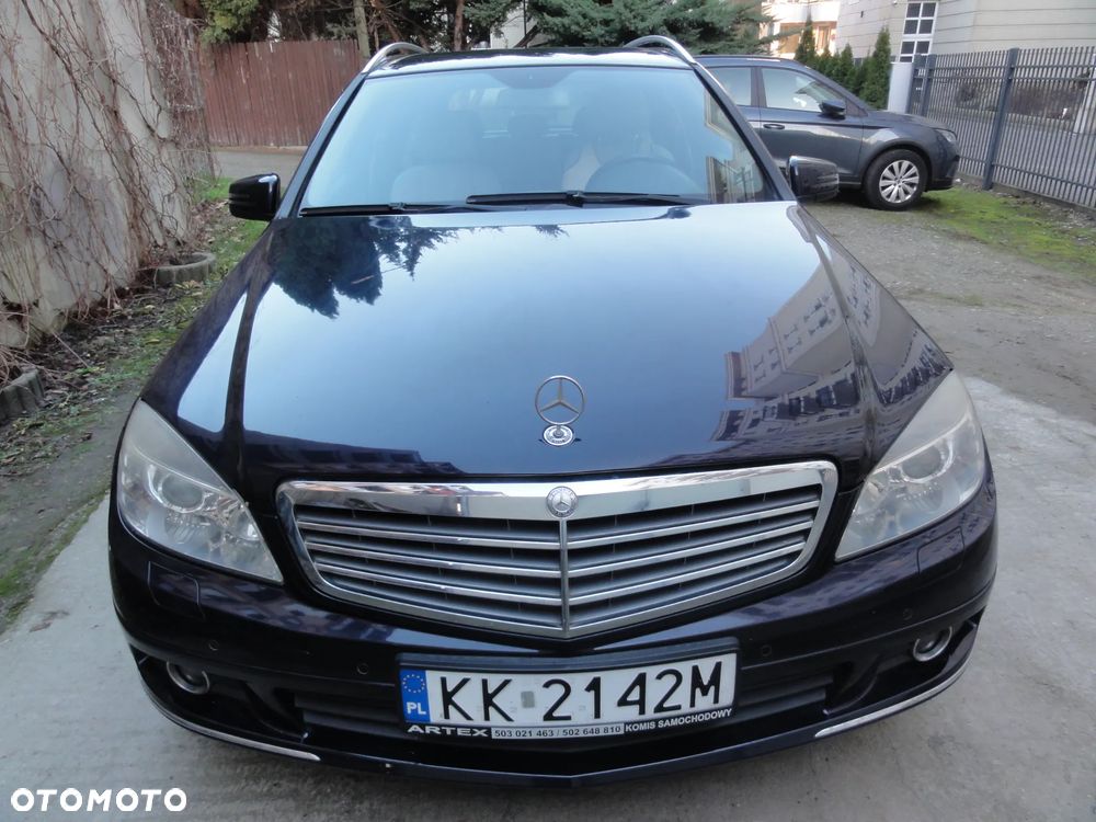 Mercedes-Benz Klasa C 180 CGI BlueEff Elegance - 1