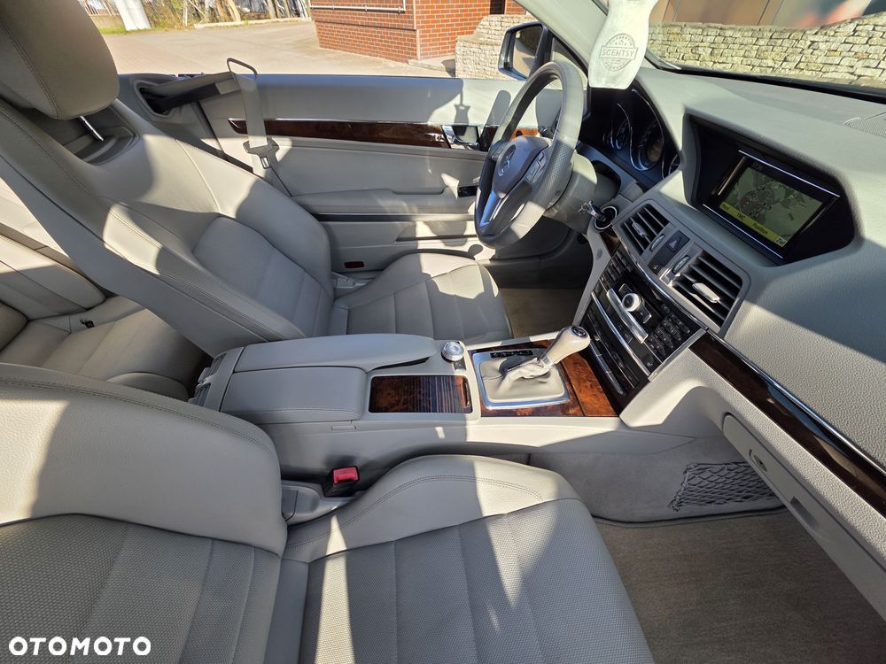Mercedes-Benz Klasa E - 13