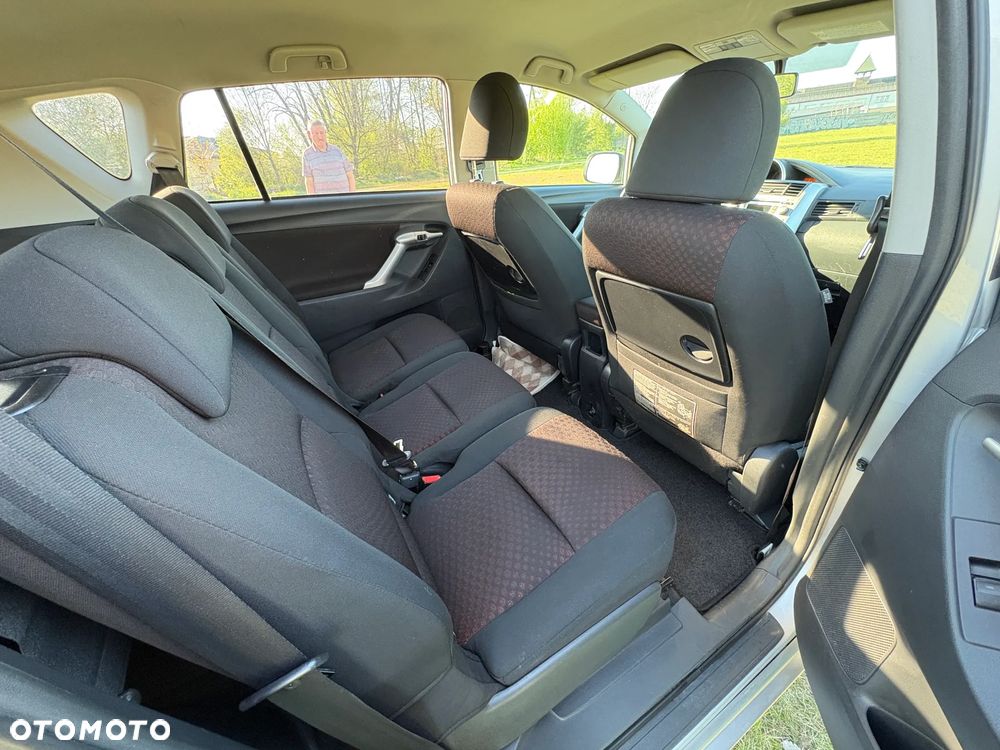 Toyota Verso 1.8 Sol 7os - 13