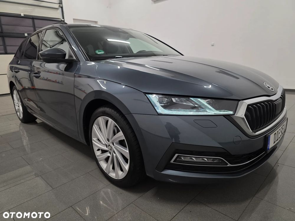 Skoda Octavia 2.0 TDI DSG Exclusive Plus - 1