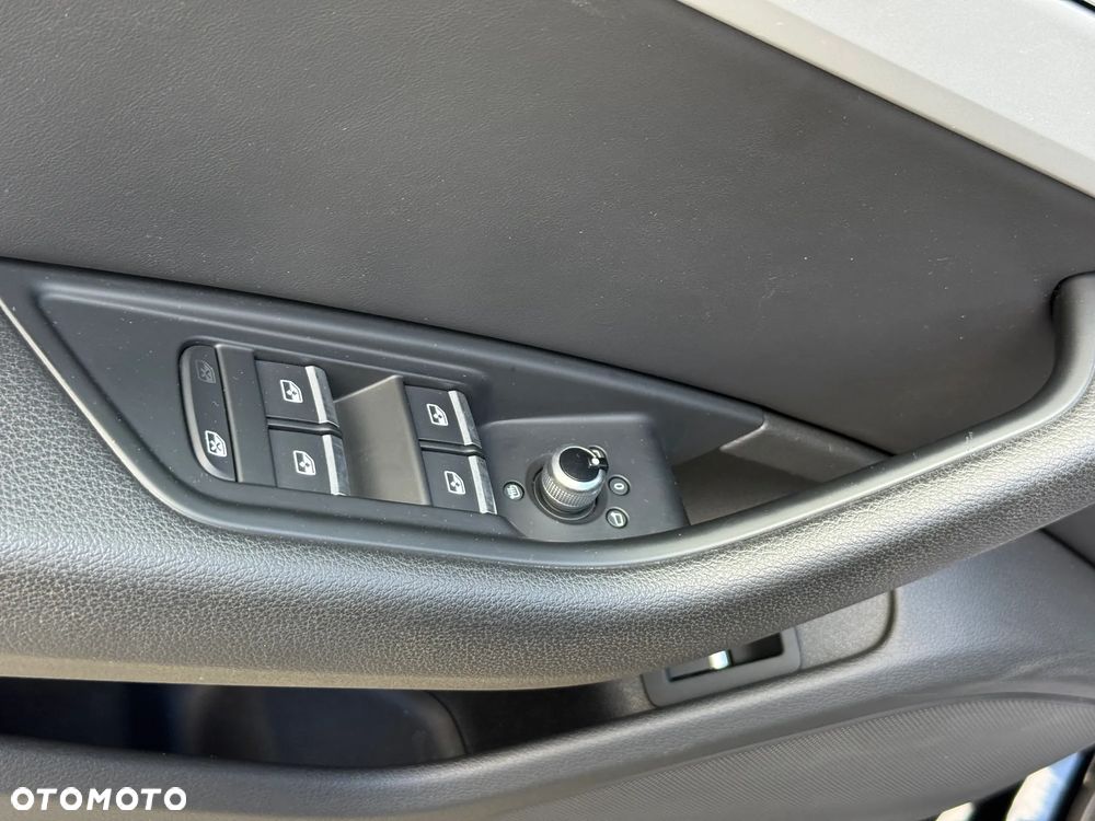 Audi A4 Limousine 40 TDI S tronic S line - 23