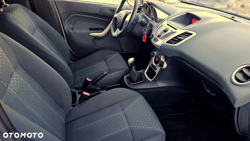 Ford Fiesta 1.25 Titanium - 20