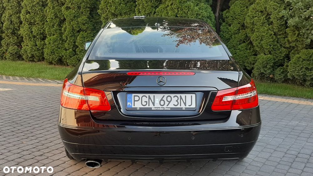 Mercedes-Benz Klasa E 200 BlueEFFICIENCY 7G-TRONIC Avantgarde - 16