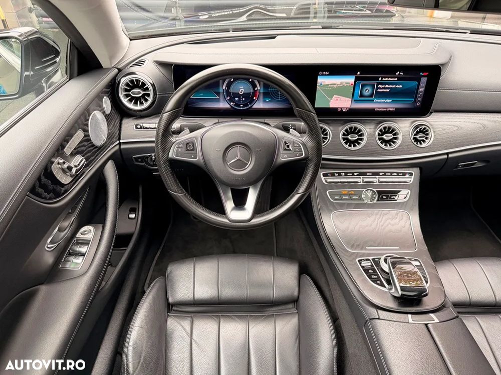 Mercedes-Benz E 220 d Coupe 9G-TRONIC AMG Line - 27