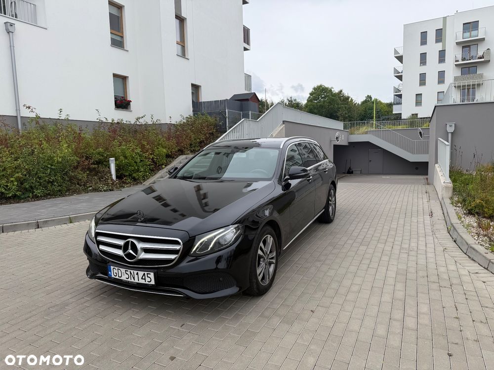 Mercedes-Benz Klasa E 220 d 9G-TRONIC - 1