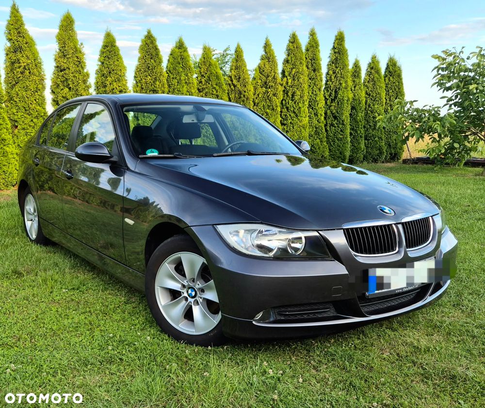 BMW Seria 3 318i - 2