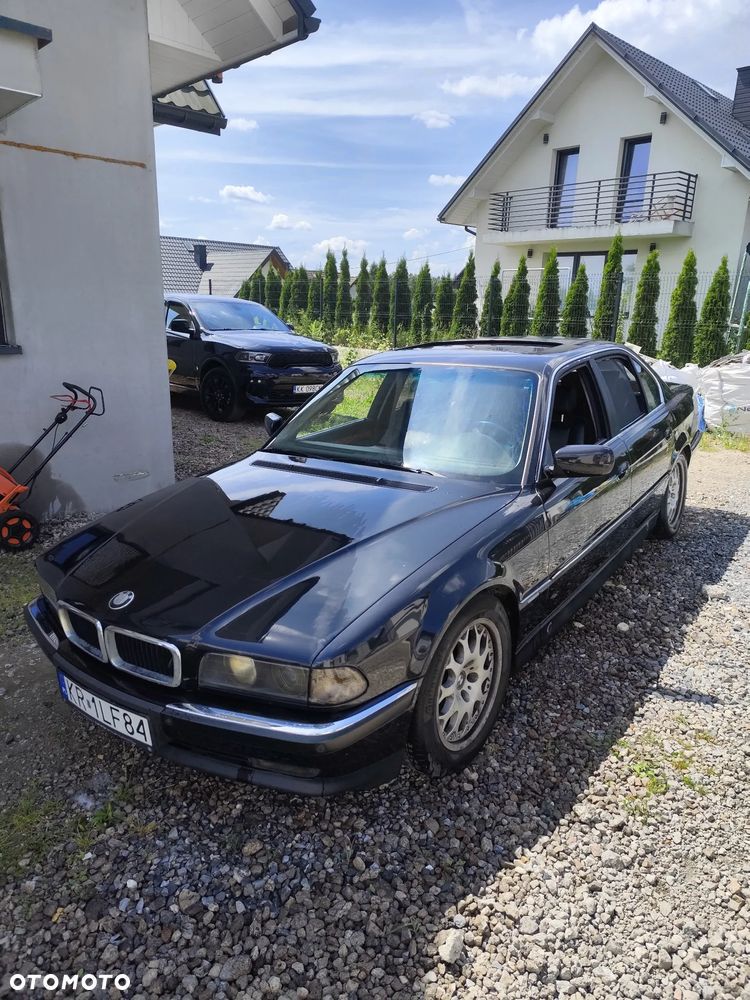BMW Seria 7 - 2