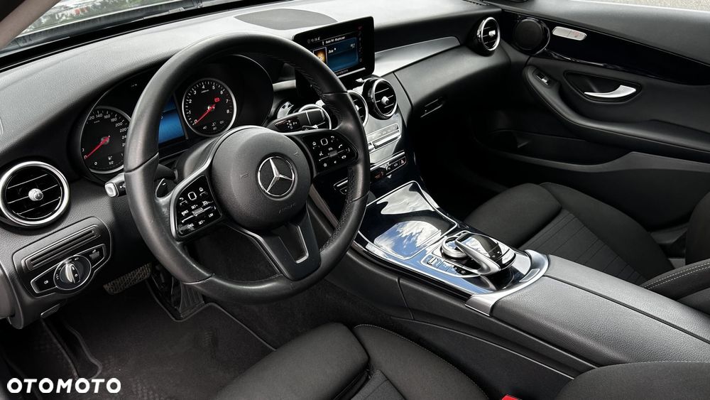 Mercedes-Benz Klasa C 180 9G-TRONIC - 11