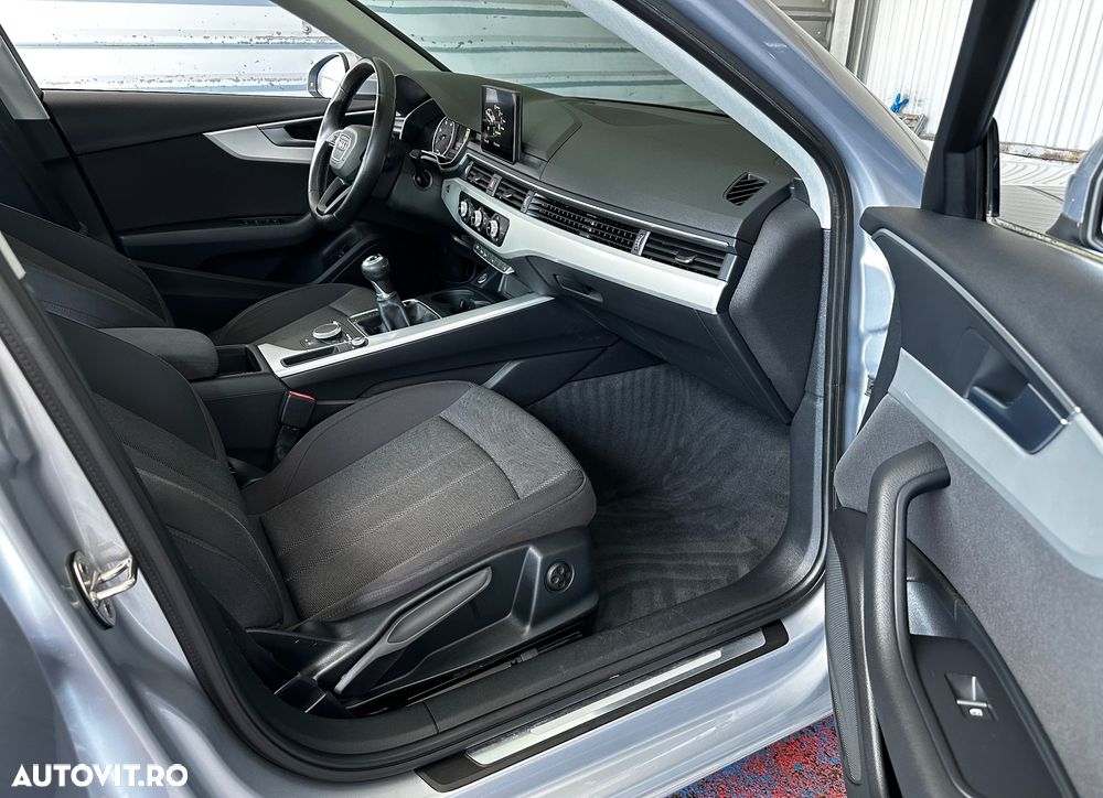 Audi A4 Limuzina 2.0 TDI Sport - 32