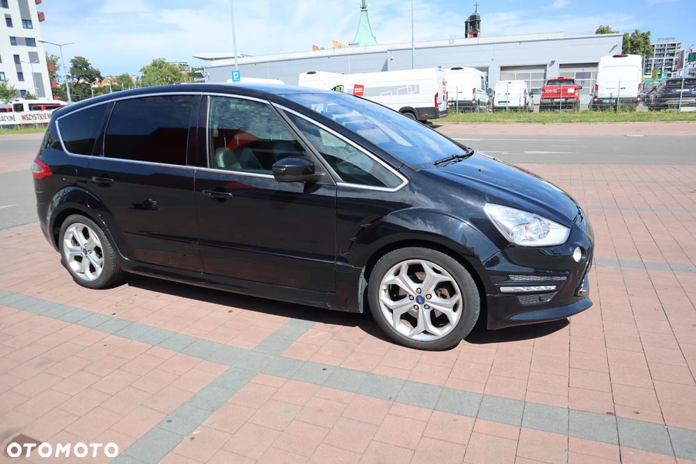 Ford S-Max - 8