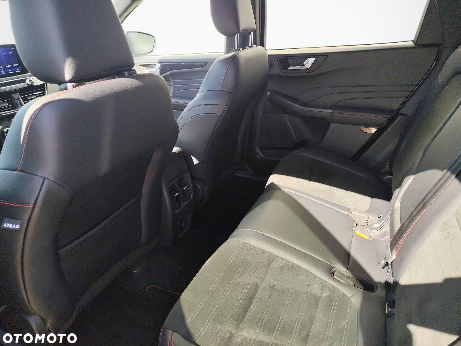 Ford Kuga - 13