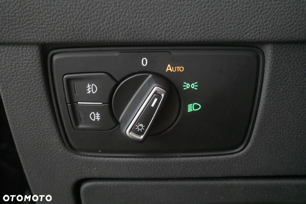 Volkswagen Passat 1.5 TSI EVO Business - 23