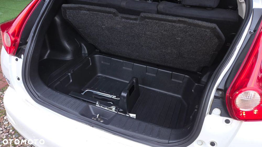 Nissan Juke 1.6 Xtronic Acenta - 12