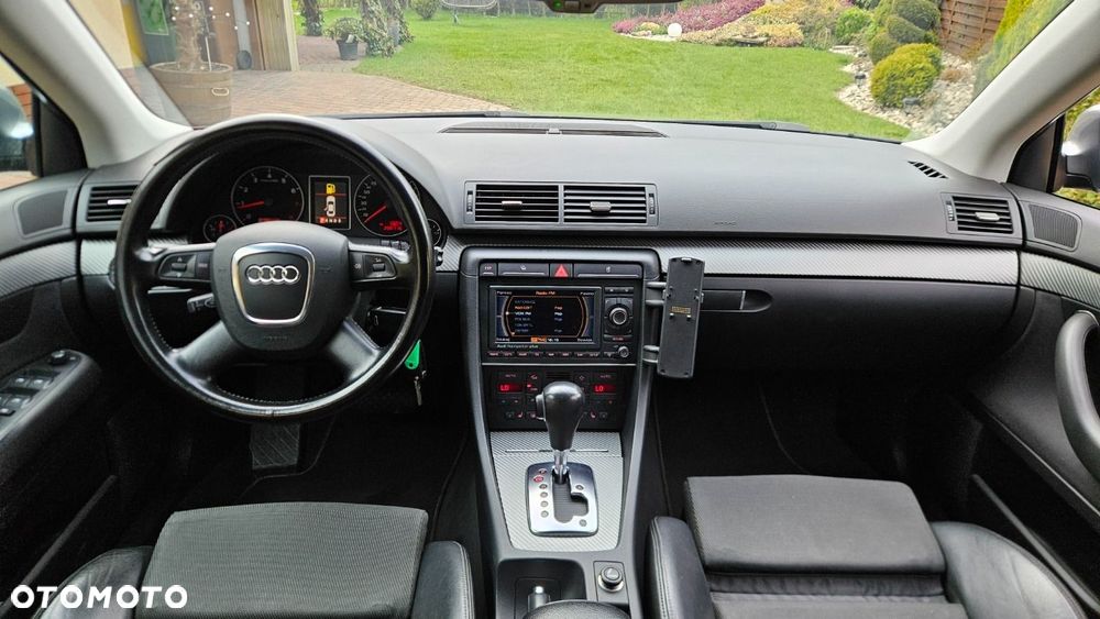 Audi A4 Avant 2.0T FSI Multitronic - 22