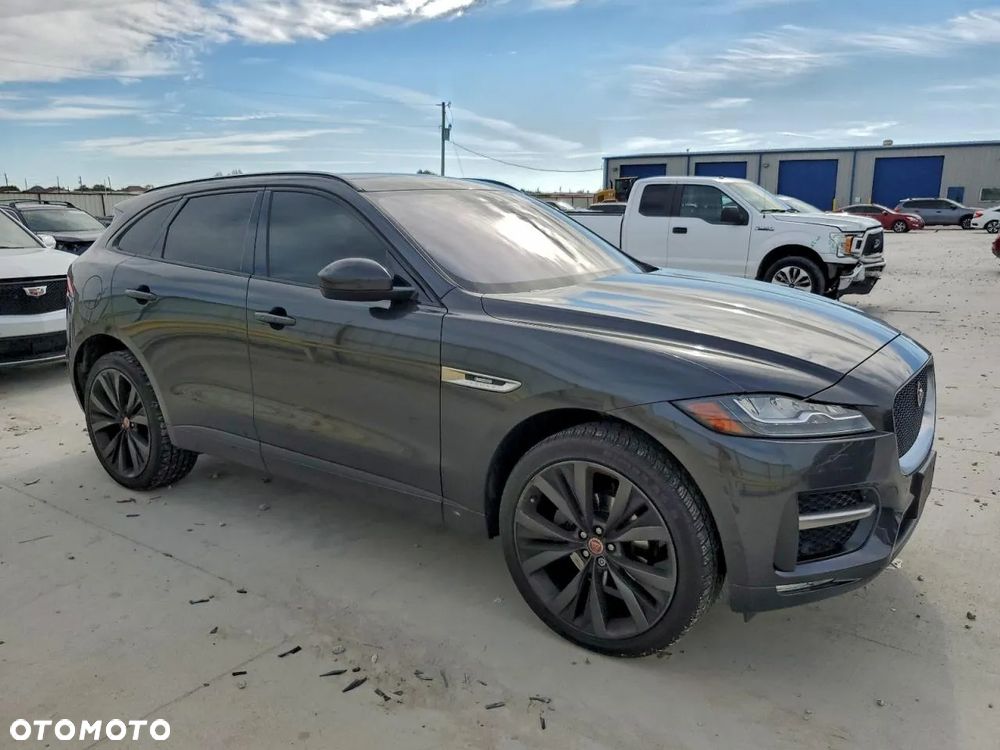 Jaguar F-Pace 2.0 i4P AWD R-Sport - 1