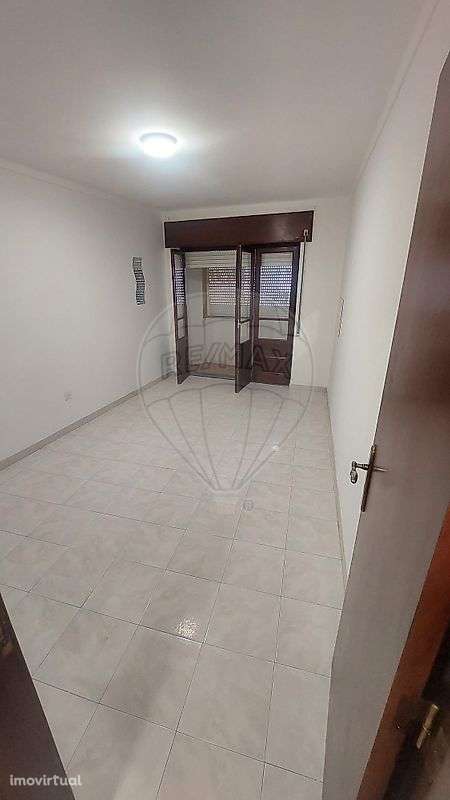 Apartamento T2 para arrendamento - Grande imagem: 3/12