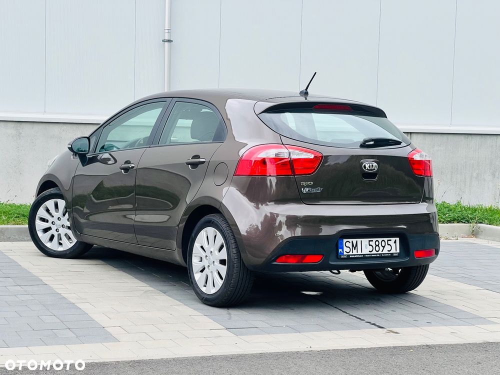Kia Rio 1.2 Business Line - 3