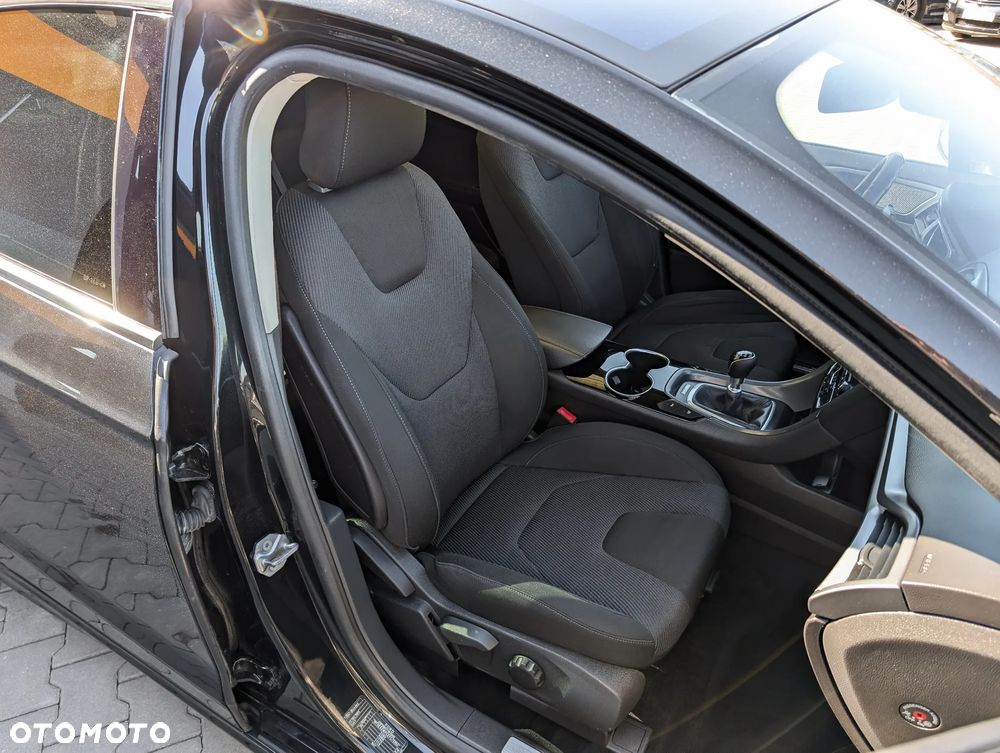 Ford Mondeo 2.0 TDCi STart-Stopp Titanium - 34