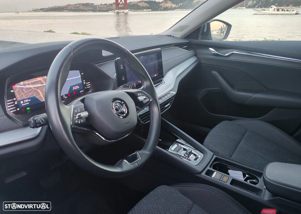 Skoda Octavia Break 2.0 TDI Style DSG - 2