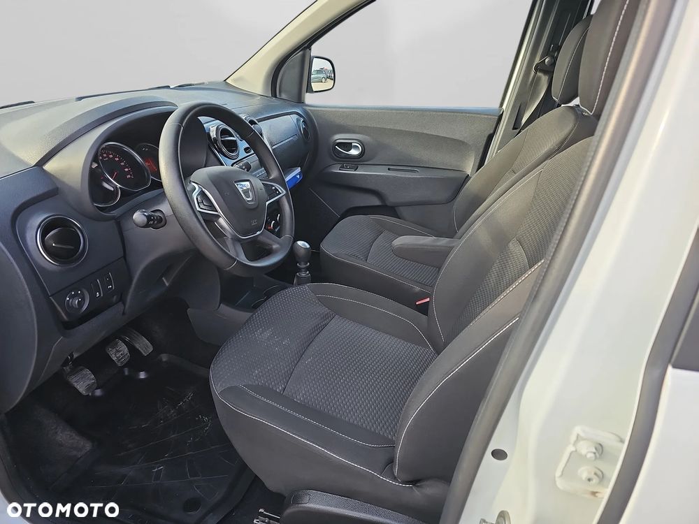 Dacia Lodgy 1.5 Blue dCi Laureate S&S - 26