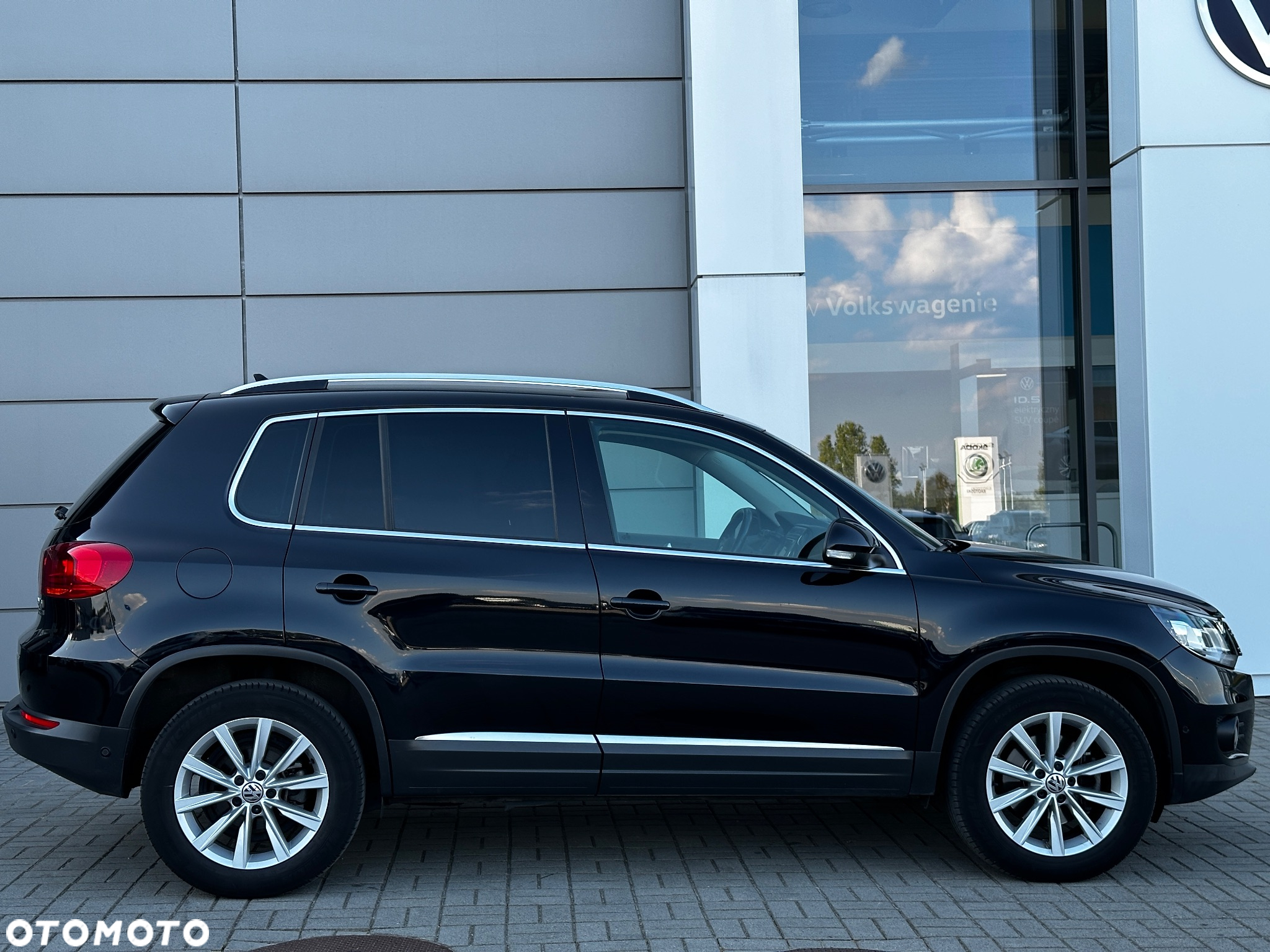 Volkswagen Tiguan 2.0 TDI 4Mot Sport&Style DSG - 8