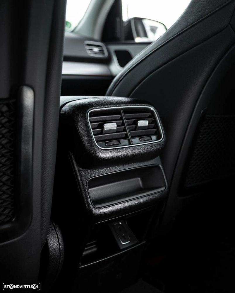 Mercedes-Benz GLE 350 de 4Matic 9G-TRONIC AMG Line - 9