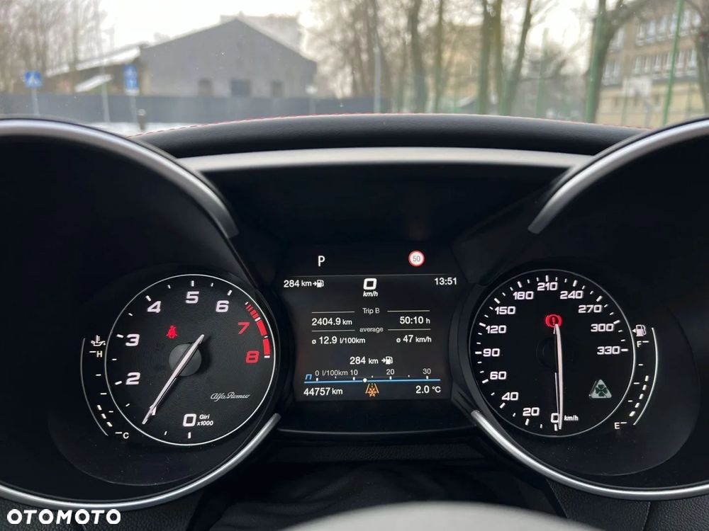 Alfa Romeo Giulia - 36