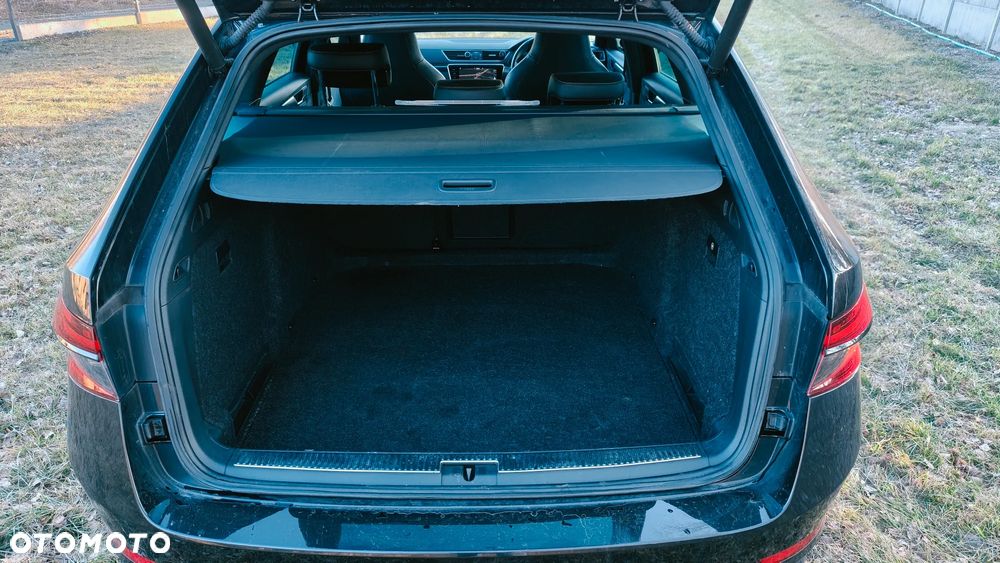 Skoda Superb 1.5 TSI ACT DSG Sportline - 9