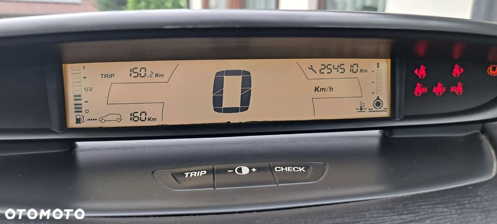Citroën C4 - 10