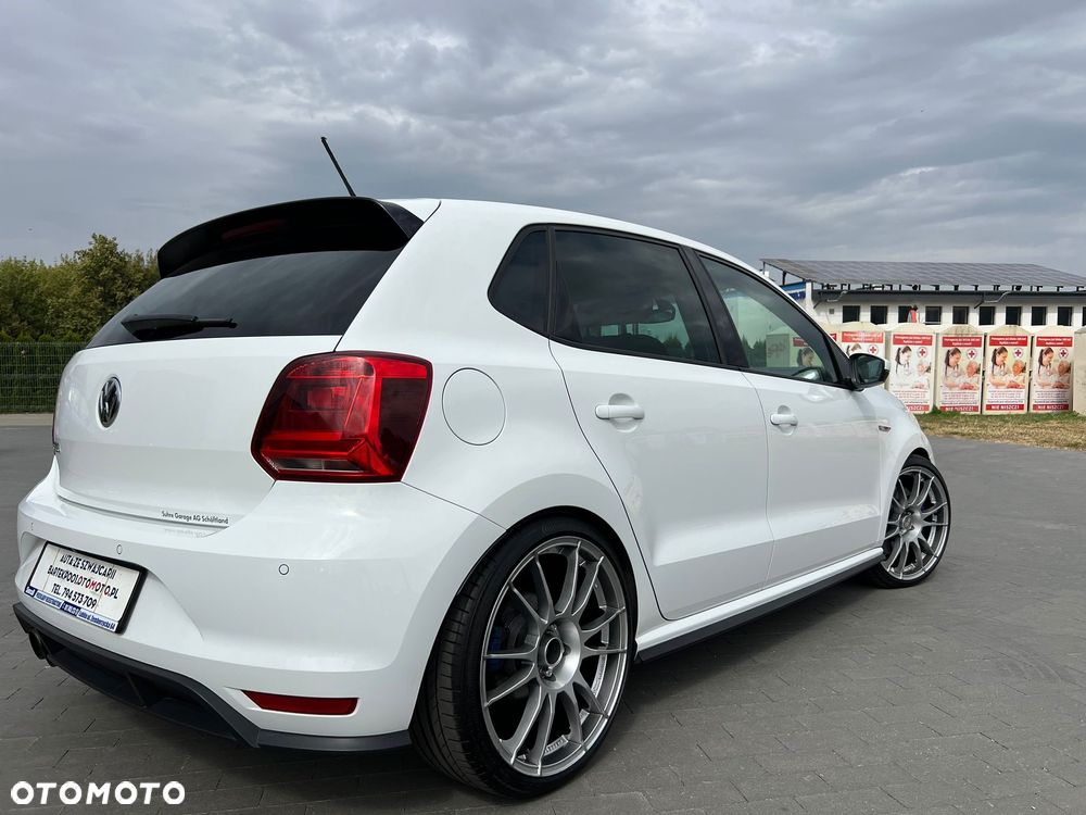 Volkswagen Polo 1.8 TSI BMT GTI - 2