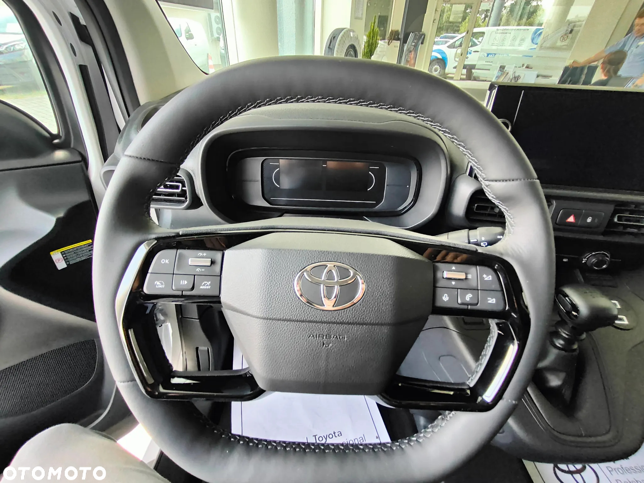Toyota Proace City - 8